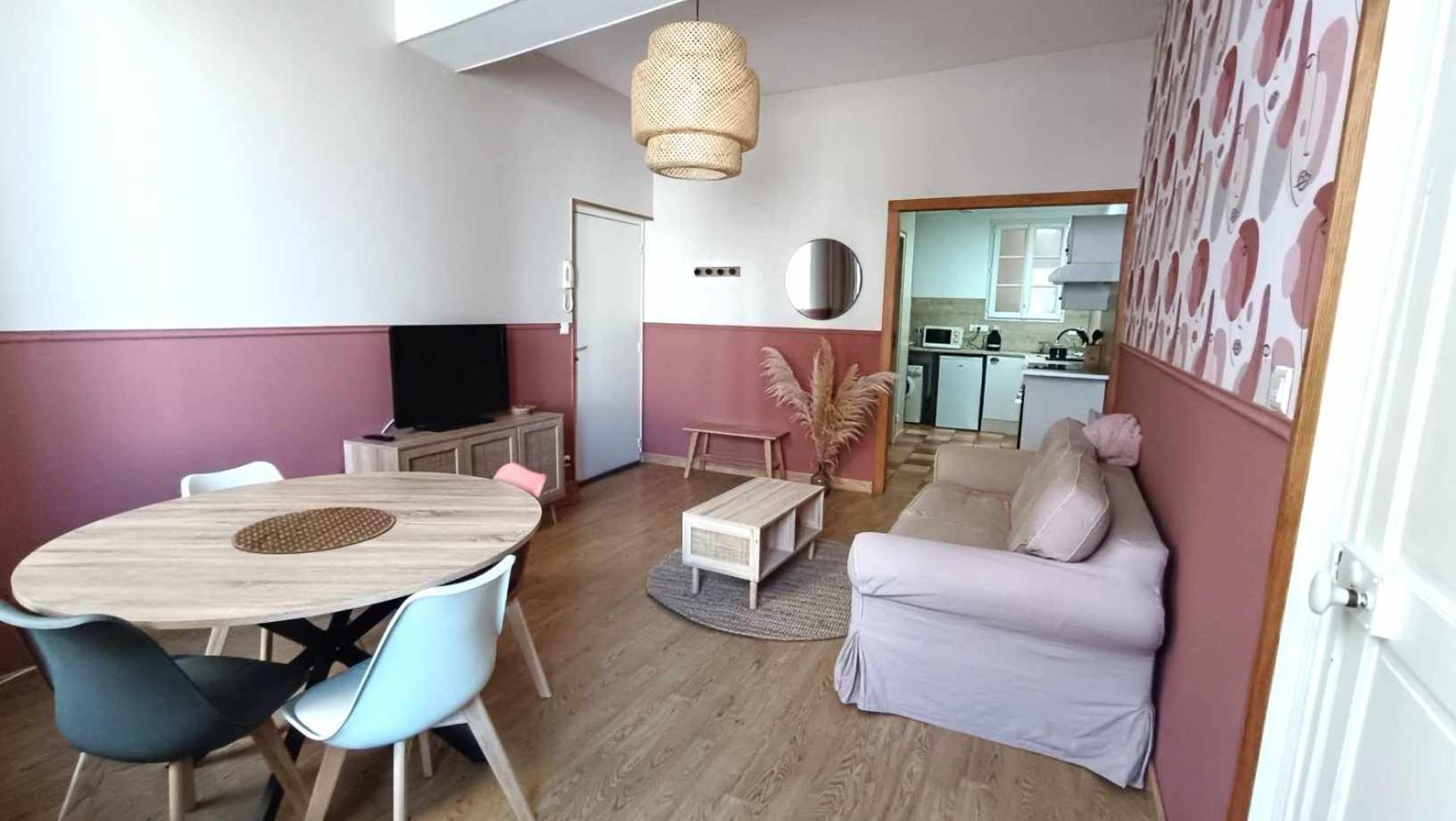Terre De Bourgogne - Appartement Au Centre Ville D'アヴァヨン エクステリア 写真